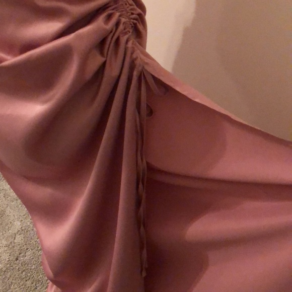 Dress - Picture 6 of 14